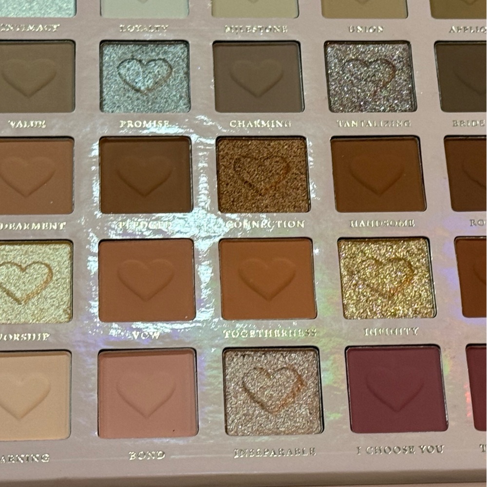 P Louise Wedding Wish XL Eyeshadow Palette. New in Box. Stunning palette!!! - Picture 4 of 15